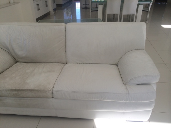 Upholstery Cleaning in Westmont, Illinois (7894)